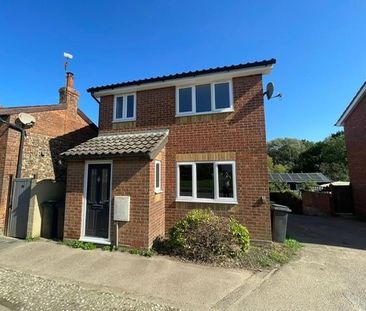 3 bedroom detached house to rent - Photo 2