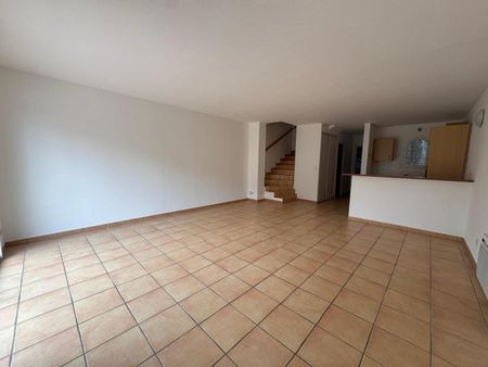 Location Maison 4 pièces 89m² PERPIGNAN 66000 - Photo 2