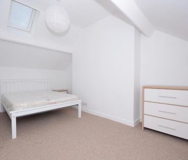 103 Donegall Avenue, Belfast, BT12 6LT - Photo 5