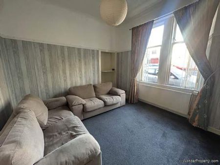 2 bedroom property to rent in Greenock - Photo 2