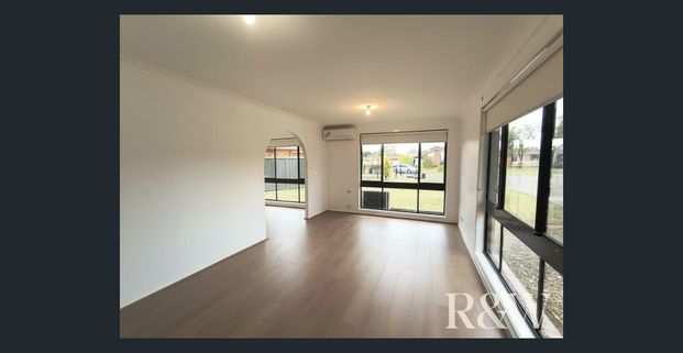 Freshly Painted Three Bedroom Home - Photo 1