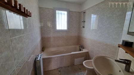 Location Maison 4 pièces 85m² ST BRES 34670 - Photo 3