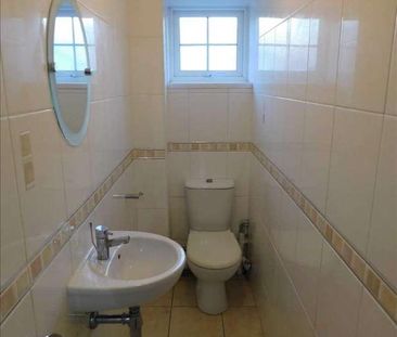 The Grove, Gravesend, DA12 - Photo 1