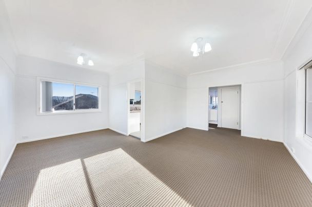 Single-Level Living in Convenient Location - Photo 1