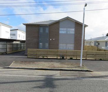 Fully furnished studio units are now ready for discerning tenants. - Photo 4