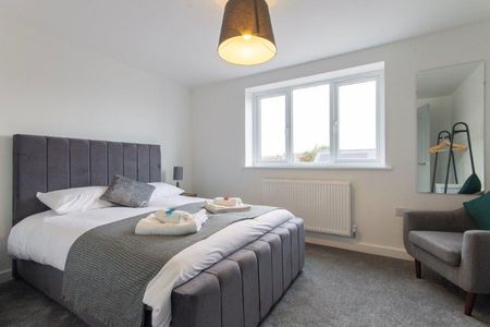 Victoria Avenue - Photo 4