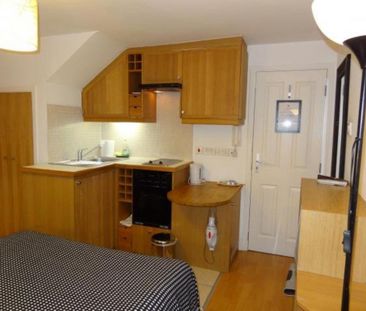 Studio to rent - Photo 5