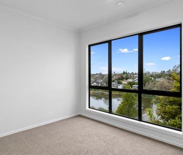 13/1152 Victoria Street - Photo 3
