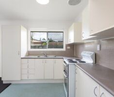 12 Miskin Street NERANG, QLD, 4211 - Photo 2