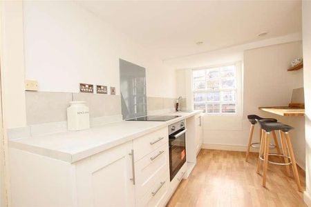 Abbey Green, Bath, BA1 - Photo 2