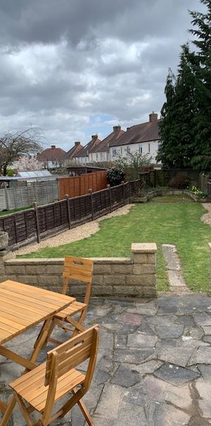 Worcester Road Room 4 - Photo 1