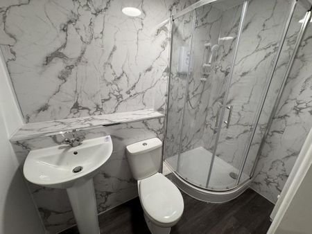 2 bedroom apartment to rent - Photo 5