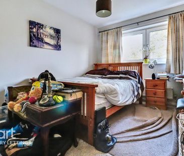 2 bedroom maisonette to rent - Photo 3