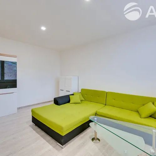 PRONÁJEM BEZBARIÉROVÉHO BYTU 1+1 V HODONÍNĚ - Фото 1