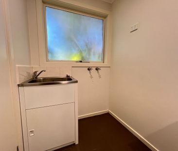 Feel the serenity - Modern 2 Bedroom Unit - Photo 6
