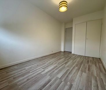 Location Appartement 3 pièces 65m² ST SEBASTIEN SUR LOIRE 44230 - Photo 2
