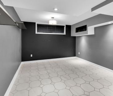 For Lease - 46 Basildon Crescent, Toronto, Ontario - Photo 4