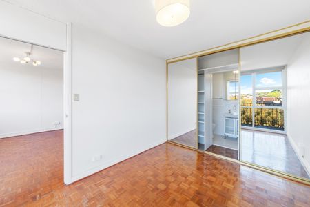 818/22 Doris Street, North Sydney NSW 2060 - Apartment For Rent | Domain - Photo 2