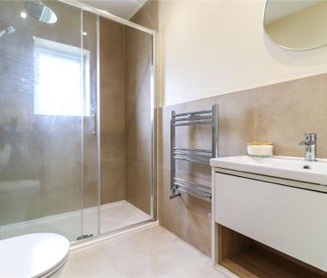 4 bedroom semi-detached house to rent - Photo 1