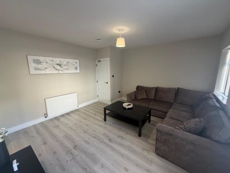 1 bedroom serviced apartment to rent - Photo 2