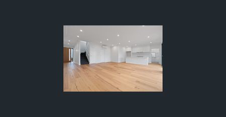 Brand New Luxury Townhouse Walk to Wantirna College! - Photo 5