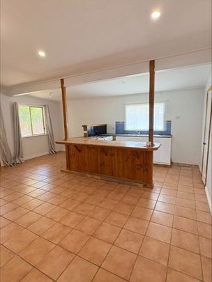 Space, access, and comfort! - Photo 1