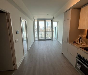 For Lease - 1 Fairview Road Unit# 2006, Mississauga, Ontario - Photo 3
