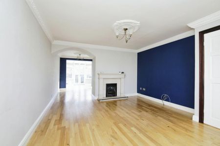 3 bedroom semi-detached house to rent - Photo 2