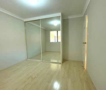 Wentworthville - Photo 6