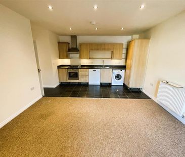 2 bedroom detached house to rent - Photo 5