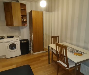 Furuplatsen, Göteborg - Photo 1