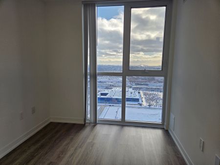 For Lease - 8 Interchange Way Unit# 4212, Vaughan, Ontario - Photo 3