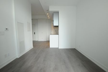 For Lease - 270 Dufferin Street Unit# 415, Toronto, Ontario - Photo 2