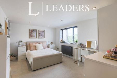 4 bedroom house to rent Butchers Walk, Fernhill Heath, Worcester, WR3 - Photo 3