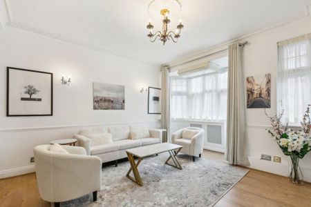 4 bedroom flat to rent - Photo 3