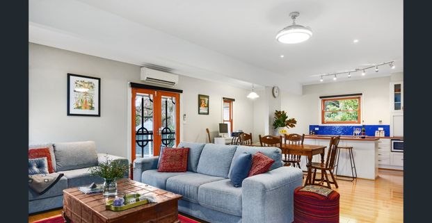 Charming country cottage - Fully furnished incl Gardening - Photo 1