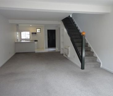 3/56 Hewitts Road , Riccarton, Christchurch City - Private Homely T... - Photo 2