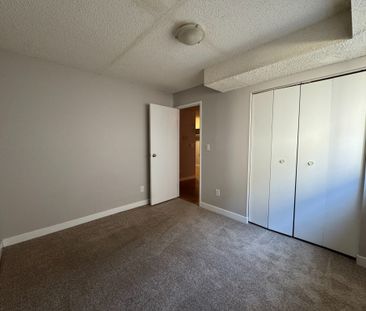 100 5903 55 Avenue - Photo 2