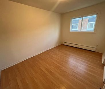 2 CH - 1 SDB - Québec - $1,217 /mo - Photo 2