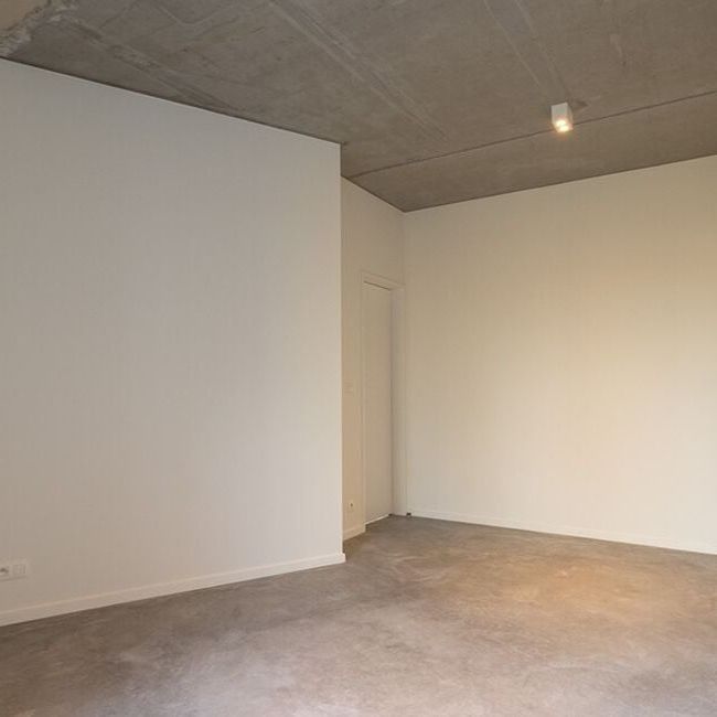 Appartement te huur in Antwerpen voor € 1.395 met 2 slaapkamers - Foto 1