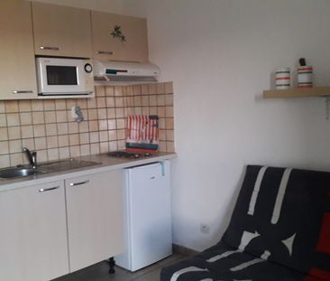 A LOUER // LE PONTET centre ville studio meublé au sein d'une résid... - Photo 3