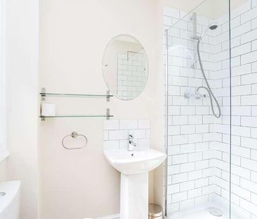 Mount Adon Park, East Dulwich, London, SE22 - Photo 4