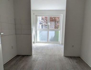 Perfekt für Ihre Familie; sanierte 4-Zimmer-Whg. mit Terrasse - Foto 1