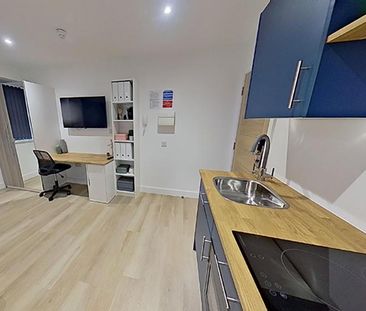 Studio to rent - Photo 4