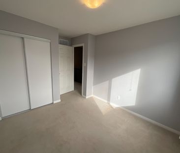 For Lease - 152 Maravista Drive, Barrhaven, Ontario - Photo 1