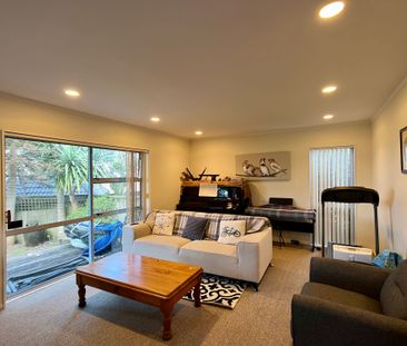 3-BEDROOM IN SOMERVILLE - Photo 2