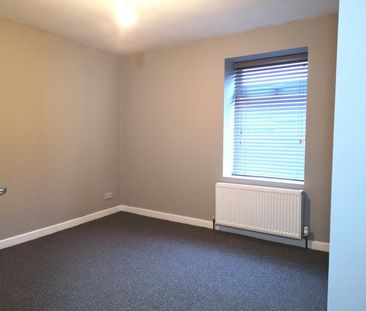 2 bed Terraced - To Let - Photo 1