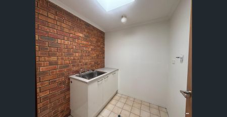 4 Bedroom Home - Photo 3