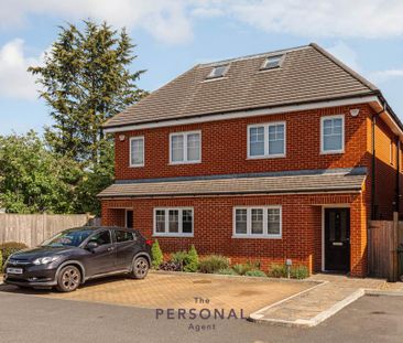 4 bedroom semi-detached house to rent - Photo 1