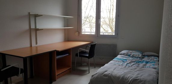Location Appartement 1 pièce 19m² ST ETIENNE 42100 - Photo 2